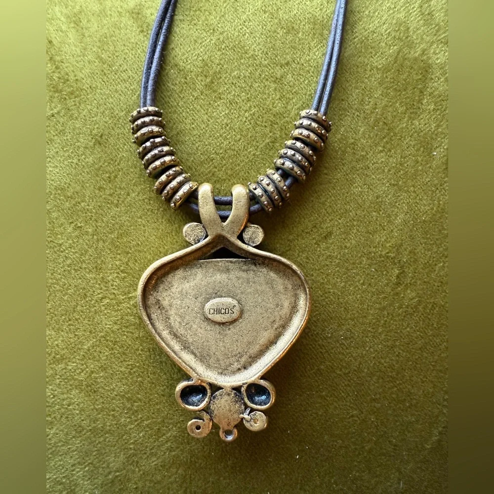 Chico’s Elegant Brass and Brown Pendant Necklace - Picture 2 of 7